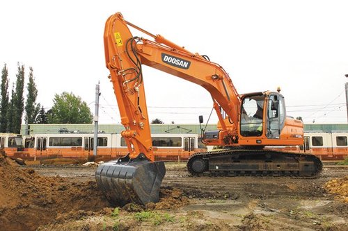 Product picture DOOSAN SOLAR 150LC-7A HYDRAULIC EXCAVATOR OPERATION & MAINTENANCE MANUAL